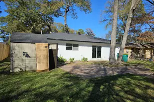 307 Hildred Ave, Conroe, TX 77303 - Photo 33
