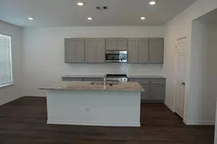 811 Stoney Pt Ln, Dayton, TX 77535 - Photo 3