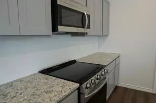 811 Stoney Pt Ln, Dayton, TX 77535 - Photo 5