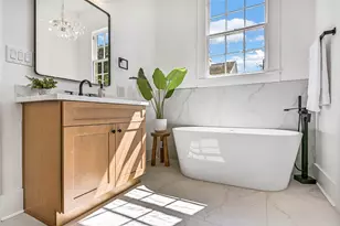 1803 27th St, Galveston, TX 77550 - Photo 31