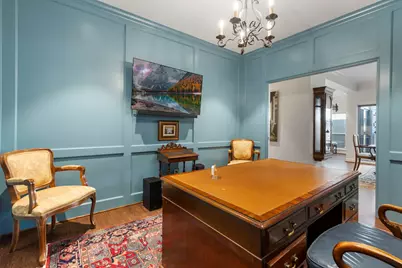 9598 Longmont Drive, Houston, TX 77063 - Photo 23