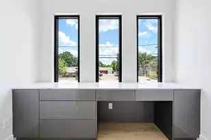 2233 Blalock Rd, Houston, TX 77080 - Photo 9