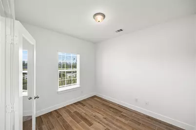 734 Stagecoach Drive, Dayton, TX 77535 - Photo 7