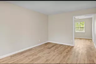 10611 Leitrim Way, Houston, TX 77047 - Photo 3
