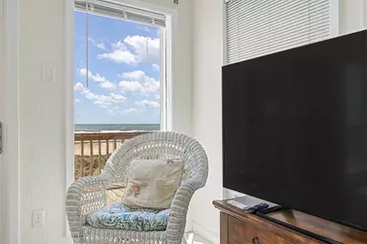 16505 Jamaica Beach Road, Jamaica Beach, TX 77554 - Photo 9