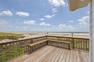 16505 Jamaica Beach Rd, Jamaica Beach, TX 77554 - Photo 13