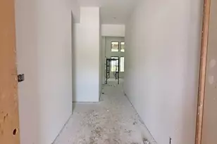 323 Louvenia Ct, Pinehurst, TX 77362 - Photo 13