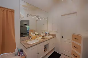2442 Fairway Pointe Dr, League City, TX 77573 - Photo 23