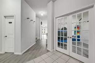 302 Vineyard Ct, Alvin, TX 77511 - Photo 15