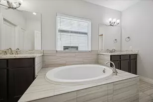 1113 E 27th St, Houston, TX 77009 - Photo 17