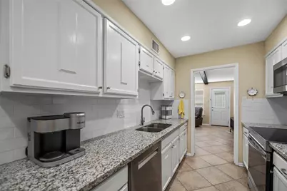 14333 Lost Meadow Lane, Houston, TX 77079 - Photo 11