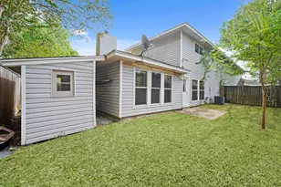 10814 Sugar Hill Dr, Houston, TX 77042 - Photo 11