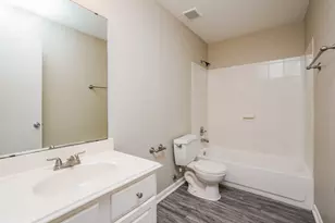 6622 Hawthorne Falls Ln, Houston, TX 77049 - Photo 13