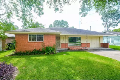4809 W 43rd Street, Houston, TX 77092 - Photo 1