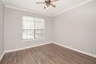 2255 Braeswood Park Dr, Houston, TX 77030 - Photo 23