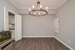 2255 Braeswood Park Dr, Houston, TX 77030 - Photo 7