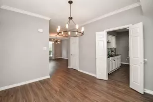 2255 Braeswood Park Dr, Houston, TX 77030 - Photo 9