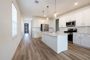 130 Radiant Ln, Richmond, TX 77469 - Photo 9