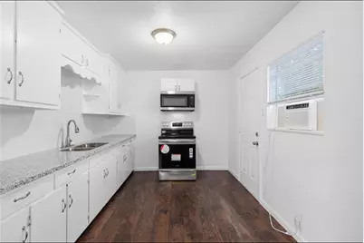8410 Elrod Street, Houston, TX 77017 - Photo 3