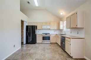 6414 Bosley Ln, Houston, TX 77084 - Photo 9