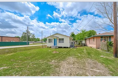 4222 Sevan Street, Bacliff, TX 77518 - Photo 1