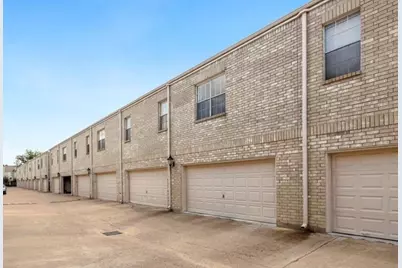 3800 Tanglwilde Street W #806, Houston, TX 77063 - Photo 11