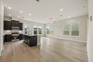 13432 Sun Cay Dr, Houston, TX 77047 - Photo 5