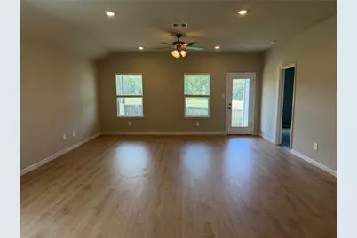 1002 Legrand Street, Brenham, TX 77833 - Photo 3