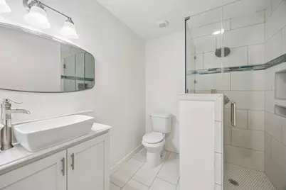 711 W Sidnor Street, Alvin, TX 77511 - Photo 15