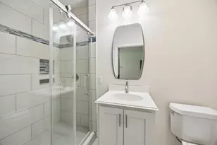 711 W Sidnor St, Alvin, TX 77511 - Photo 21
