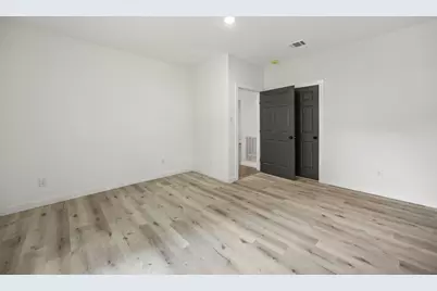 711 W Sidnor Street, Alvin, TX 77511 - Photo 17