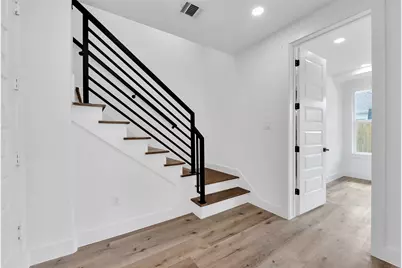 1805 Emir Street #E, Houston, TX 77009 - Photo 9