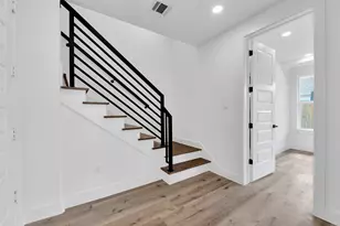 1805 Emir St, Houston, TX 77009 - Photo 9