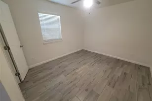 22715 Braken Manor Ln, Katy, TX 77449 - Photo 13