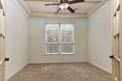 27 Tioga Place, Tomball, TX 77375 - Photo 9