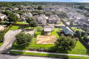 2521 Twisting Pine Ct, Kingwood, TX 77345 - Photo 37