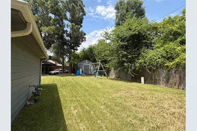 9814 Guest Street, Houston, TX 77078 - Photo 7