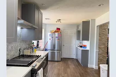 9814 Guest Street, Houston, TX 77078 - Photo 13