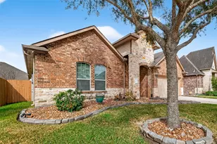 2872 Lombardia Dr, League City, TX 77573 - Photo 5