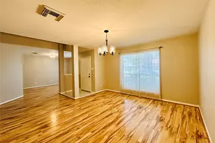 1404 Helmsley Dr, Rosenberg, TX 77471 - Photo 7