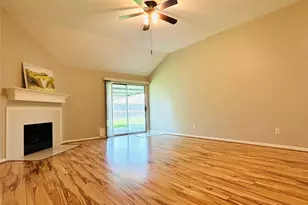 1404 Helmsley Dr, Rosenberg, TX 77471 - Photo 15