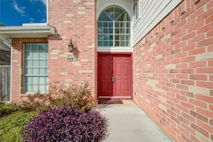 4427 Waterfall Way, Sugar Land, TX 77479 - Photo 5