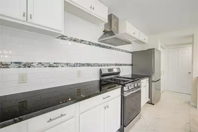 4427 Waterfall Way, Sugar Land, TX 77479 - Photo 15