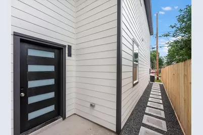 993 South Lane, Houston, TX 77088 - Photo 3