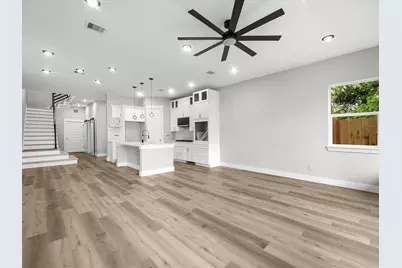 993 South Lane, Houston, TX 77088 - Photo 11