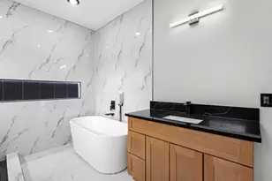 993 South Ln, Houston, TX 77088 - Photo 23
