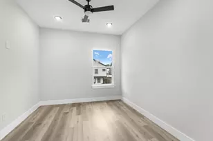 993 South Ln, Houston, TX 77088 - Photo 25