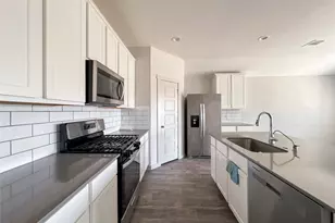 7722 Suffolk Vly Ln, Rosharon, TX 77583 - Photo 7