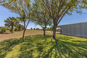 267 S Gulf Rd, Matagorda, TX 77457 - Photo 3