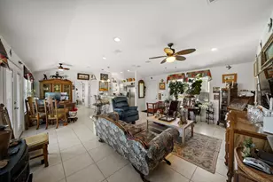 210 Debbie Ln, San Leon, TX 77539 - Photo 9